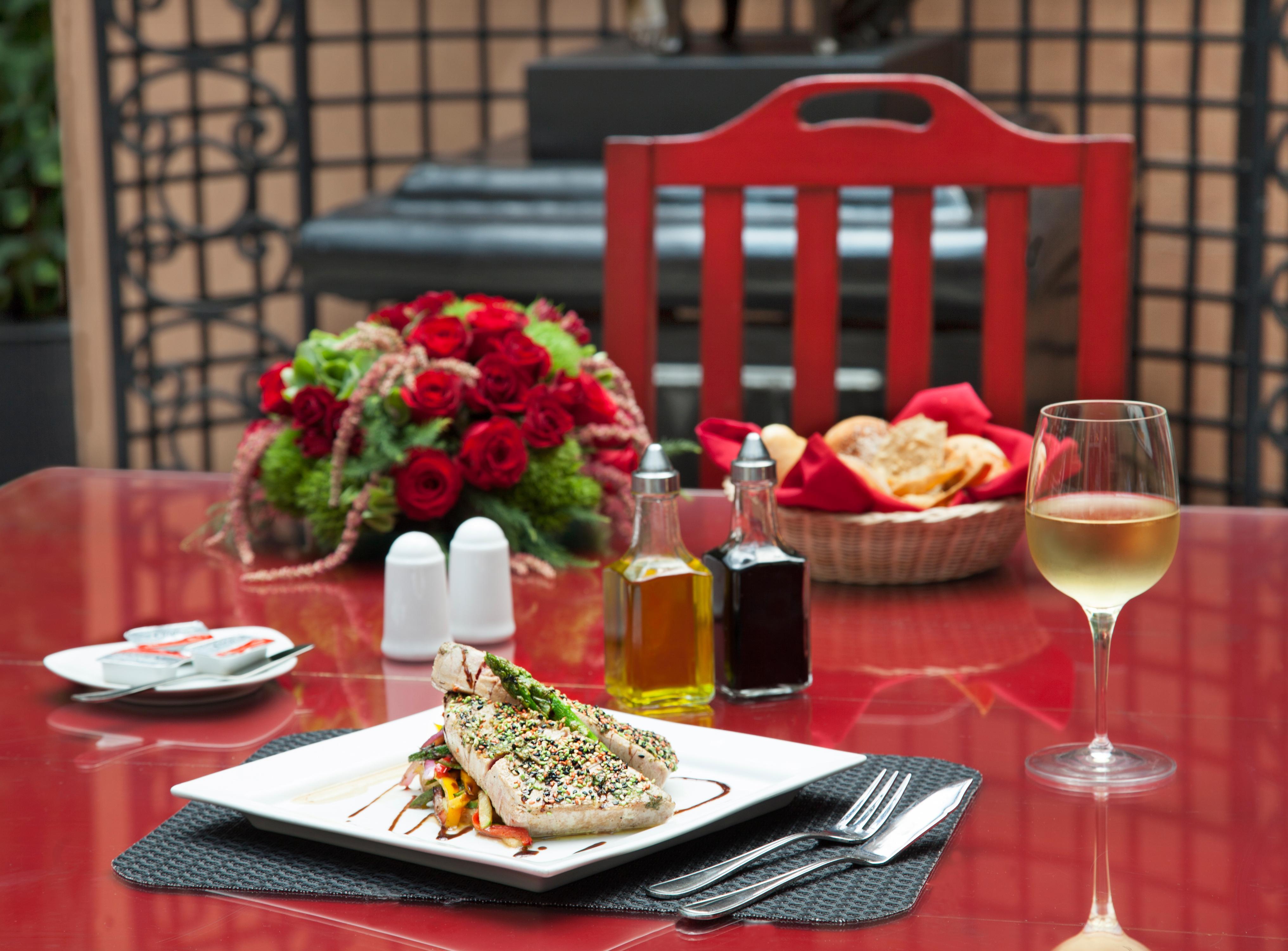 Hotel Geneve Cd De Mexico Exterior photo A table set for fine dining