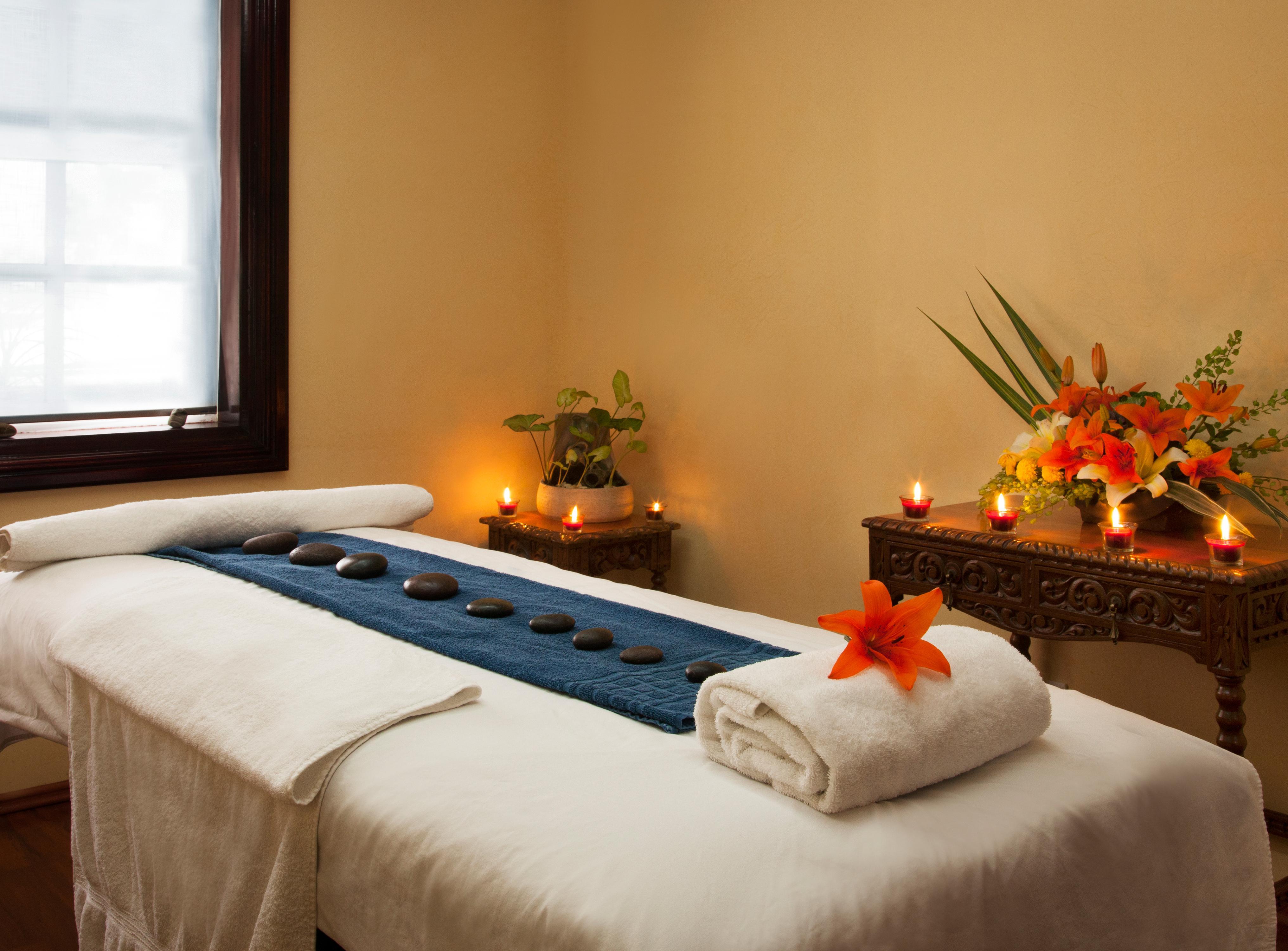 Hotel Geneve Cd De Mexico Exterior photo A massage table